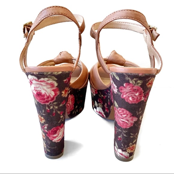 REPORT 70s Style Ray Floral Tapestry Platform Sandals - Picture 8 of 11